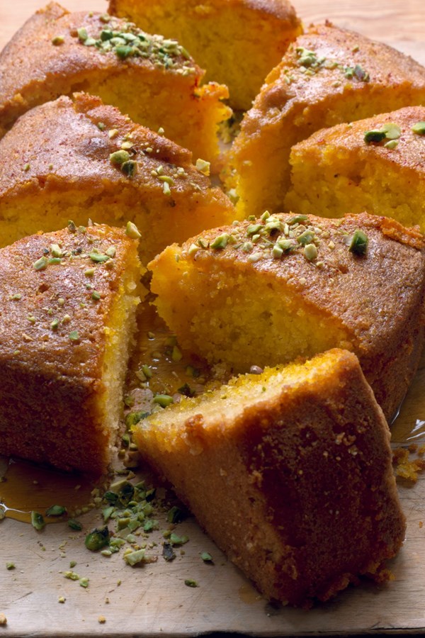 Pistachio & almond cake