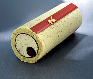 Pistachio & cherry arctic roll