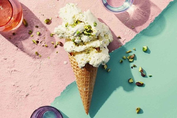 Pistachio & ricotta gelato