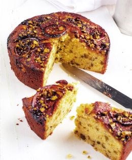 Pistachio and lemon cake
