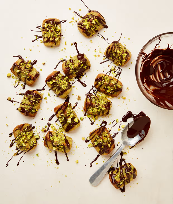 PIstachio and lime cookies
