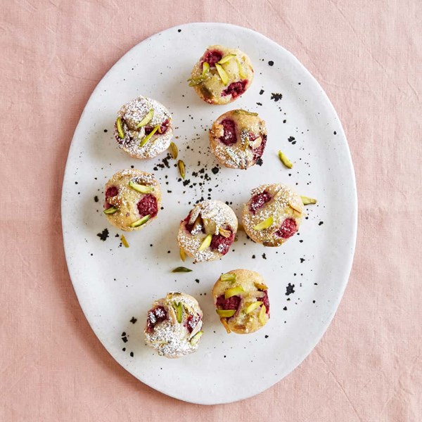 Pistachio and raspberry friands