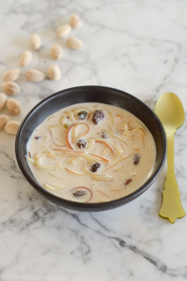 Pistachio and vermicelli pudding (Payasam)