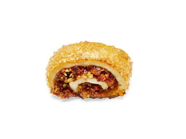 Pistachio-apricot rugelach