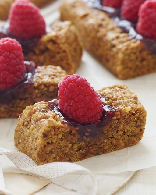 Pistachio-berry slims