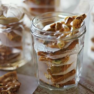 Pistachio brittle