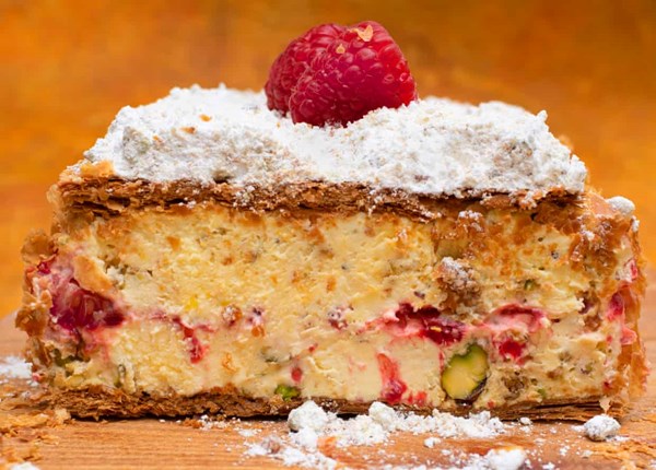 Pistachio brittle and raspberry mille-feuille