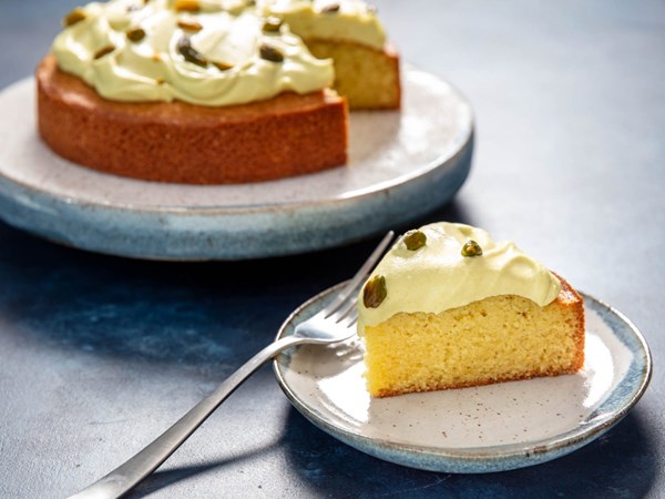 Pistachio cake