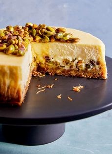 Pistachio cheesecake with kataifi crust