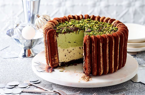 Pistachio chocolate chip ice cream cake
