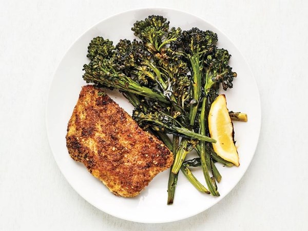 Pistachio-crusted halibut with roasted broccolini 