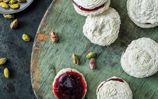Pistachio Dacquoisettes
