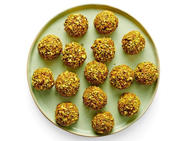 Pistachio energy balls