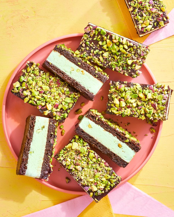 Pistachio gelato brownie bars