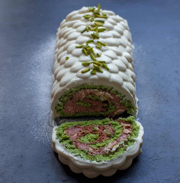 Pistachio halva chocolate roulade