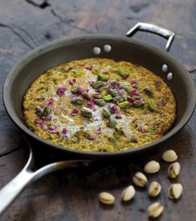Pistachio kuku (Kuku-ye pesteh)