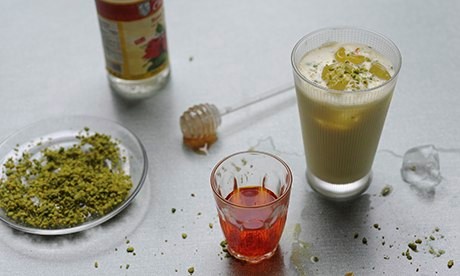 Pistachio lassi