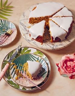 Pistachio, lemon & coriander seed cake