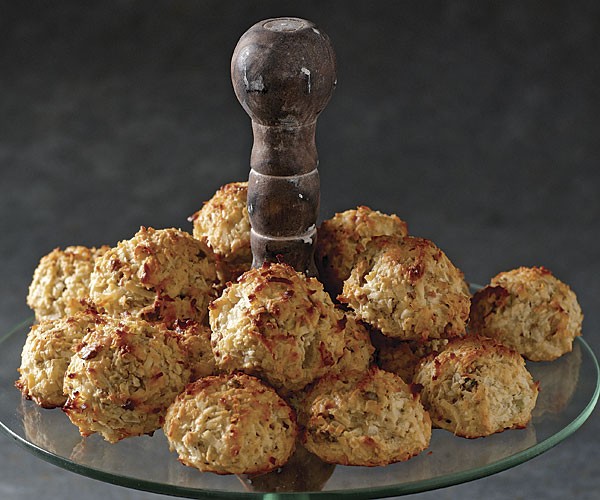 Pistachio macaroons