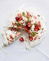 Pistachio Pavlova with rhubarb cream