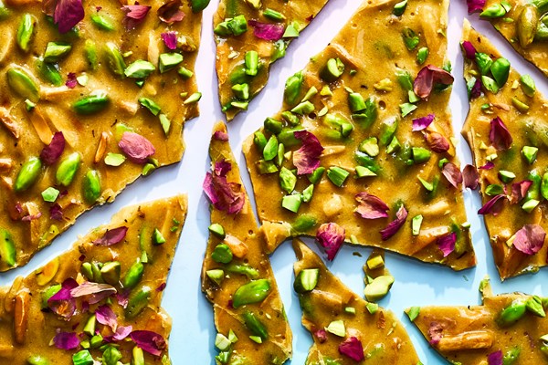 Pistachio rose brittle