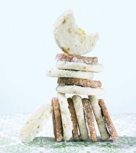 Pistachio sables
