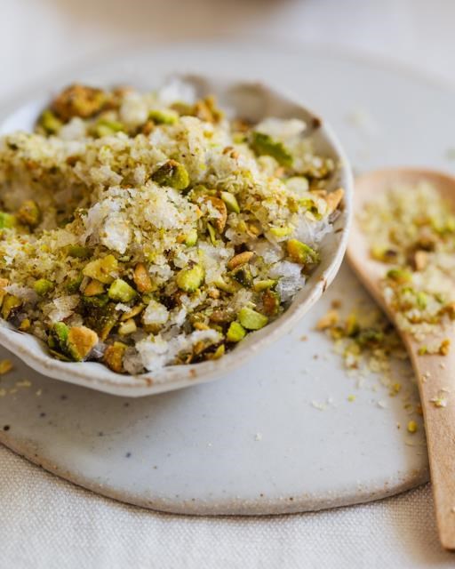 Pistachio salt