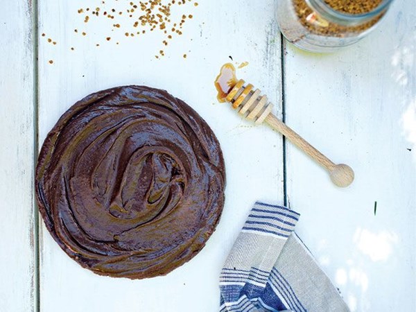 Pitch-dark cacao torte