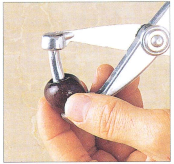 Pitting cherries