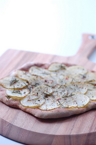 Pizza love rosemary & potato
