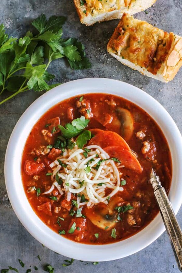 Pizza soup