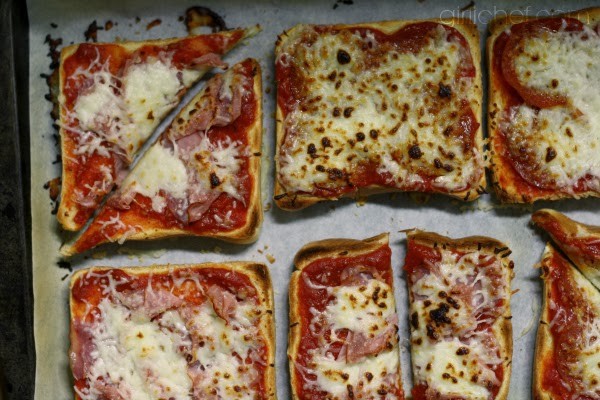 Pizza toast