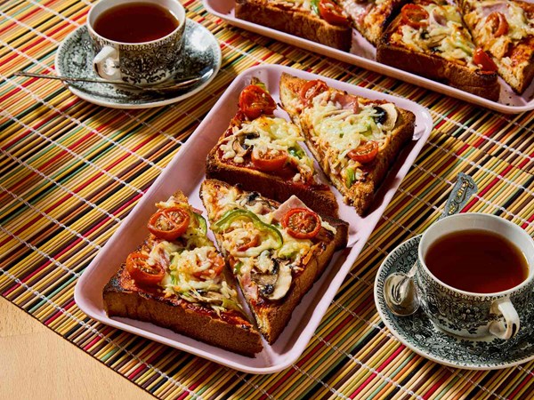 Pizza toast