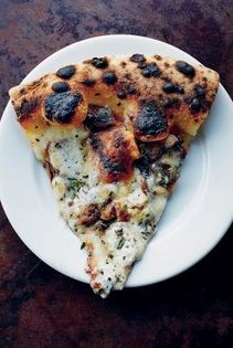 Pizza with mushrooms & truffle-studded goat cheese