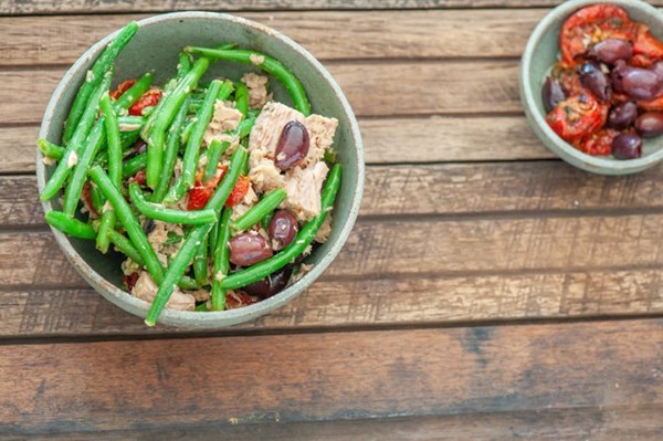 'Plan-B' green bean Nicoise bowls
