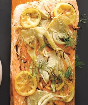 Plank-grilled salmon with lemon and fennel