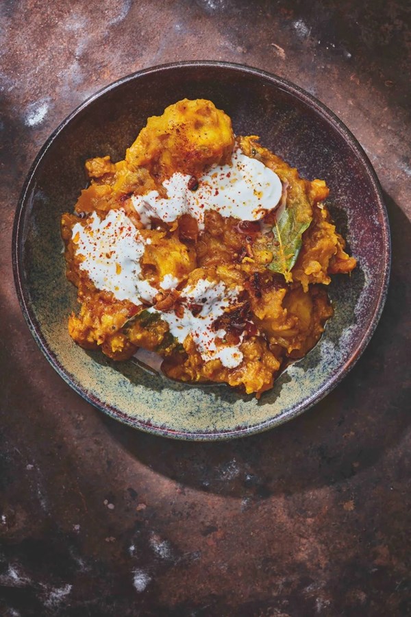 Plantain and pumpkin curry