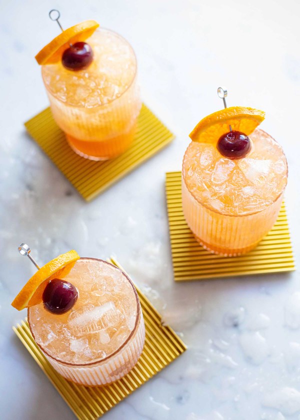 Planter’s punch cocktail