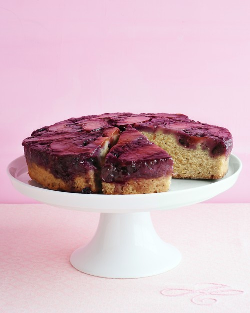 Pllum blueberry upside-down cake