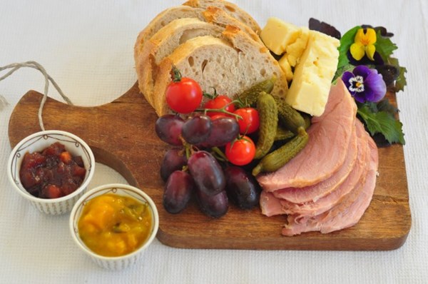 Ploughman's platter