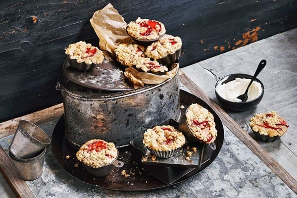 Plum & olive oil crumble muffins