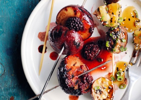 Plum and blackberry skewers with balsamic glaze