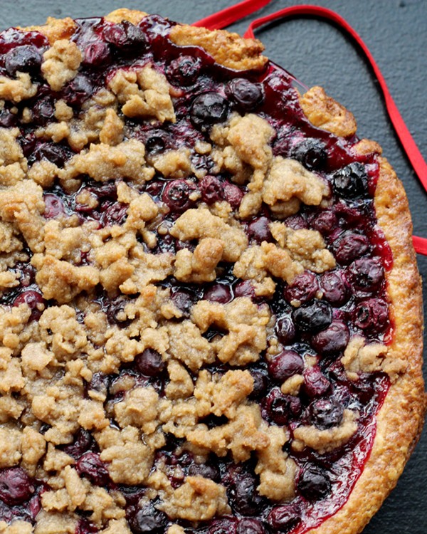 Plum and marzipan crumble pie