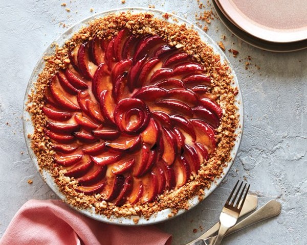 Plum-and-pretzel cheesecake pie