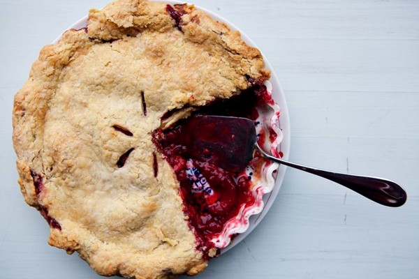 Plum and raspberry pie