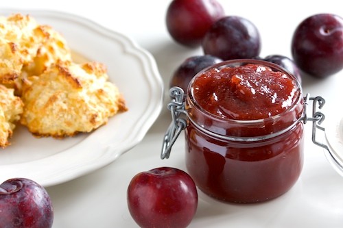 Plum apple butter
