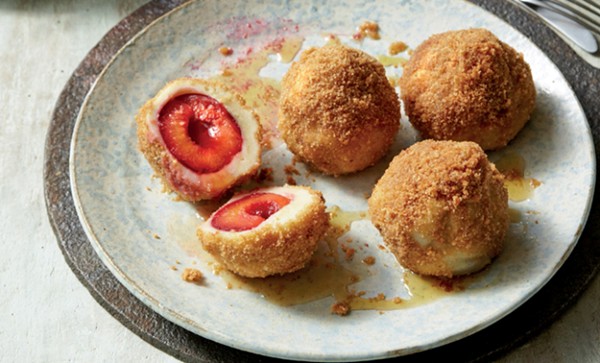 Plum dumplings