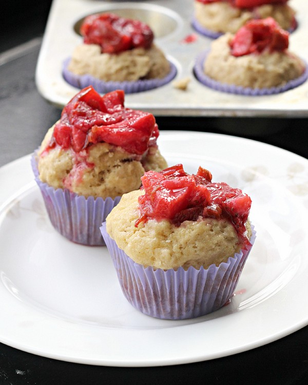 Plum, marzipan and cinnamon muffins