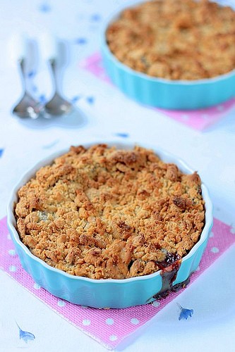 Plum-raspberry cardamom crumbles