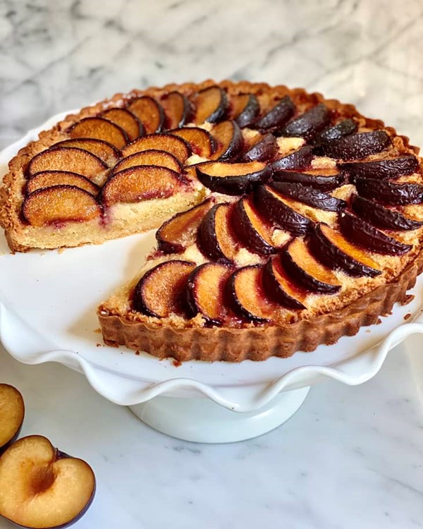 Plum tart